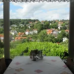 Talblick 게스트하우스 2*
